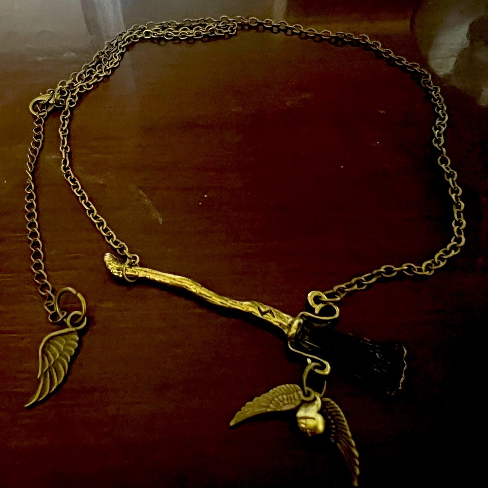 NWOT Harry Potter Broom & Golden Snitch Necklace